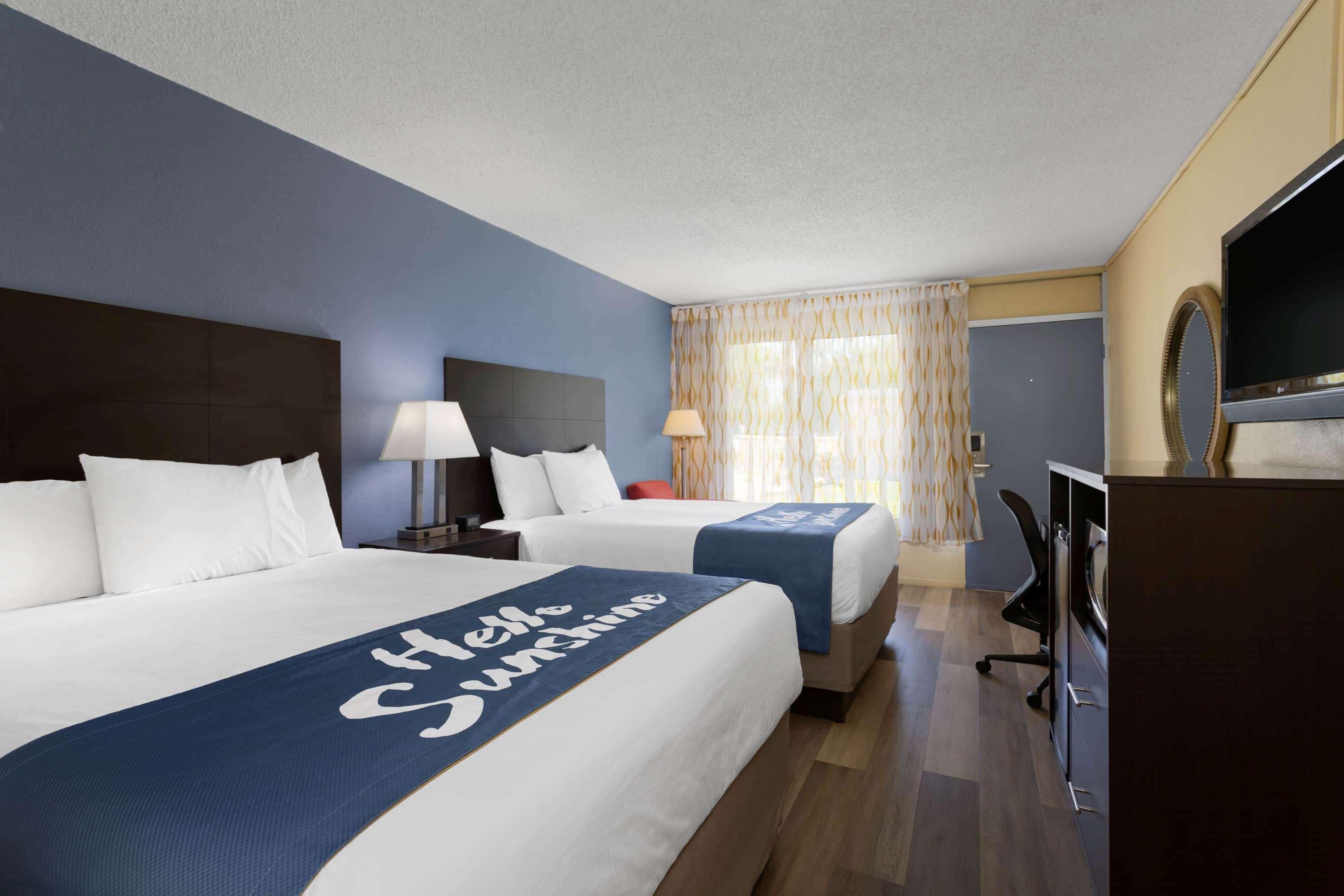 Days Inn By Wyndham Greensboro Airport Exterior foto