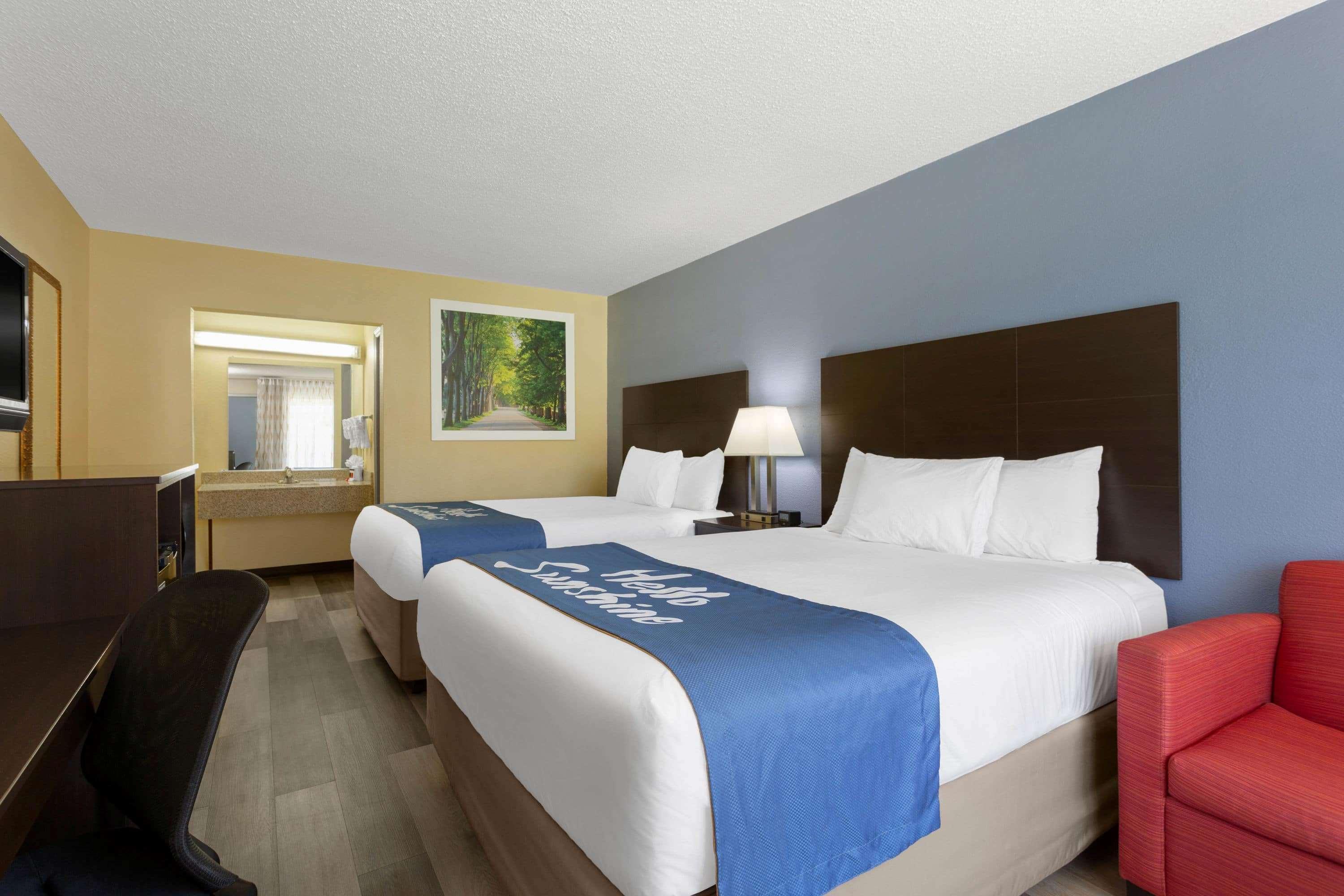 Days Inn By Wyndham Greensboro Airport Exterior foto